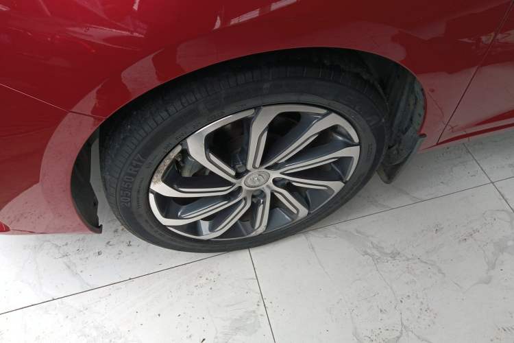 Used Geely Auto Emgrand GL 2020 1.4T CVT Luxury Model Left Front Wheel Hub