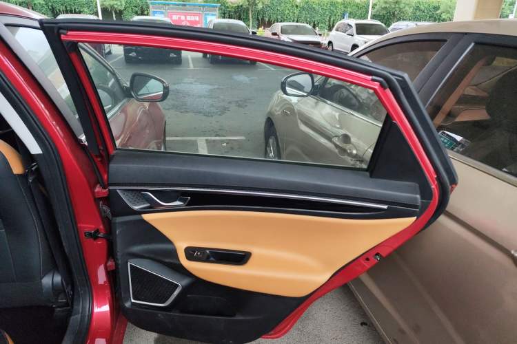 Used Geely Auto Emgrand GL 2020 1.4T CVT Luxury Model Right Rear Door Interior