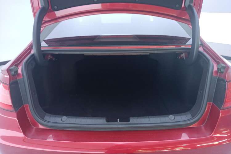 Used Geely Auto Emgrand GL 2020 1.4T CVT Luxury Model Trunk