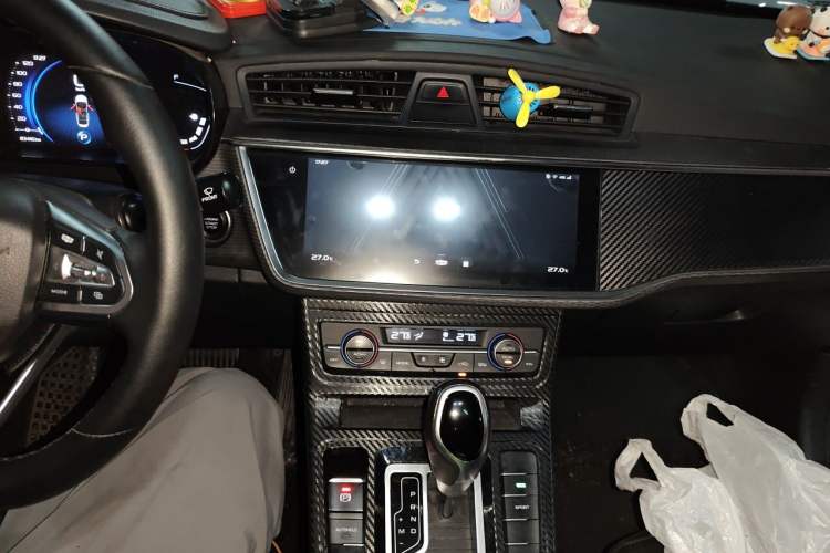 Used Geely Auto Emgrand GL 2020 1.4T CVT Luxury Model Audio And AC Panel