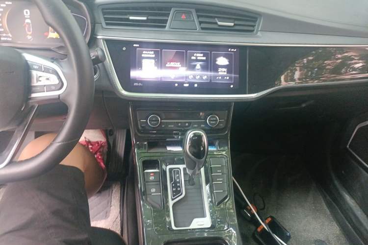 Used Geely Auto Emgrand GL 2020 1.4T CVT Luxury Model Audio And AC Panel