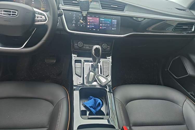 Used Geely Auto Emgrand GL 2020 1.4T CVT Luxury Model Audio And AC Panel