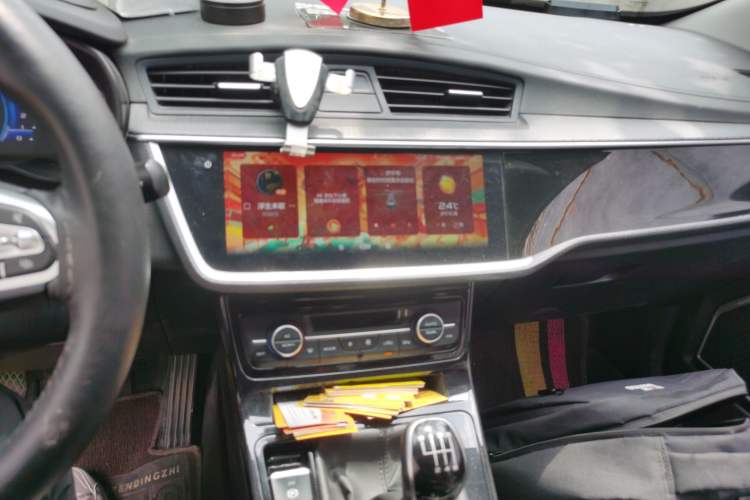 Used Geely Auto Emgrand GL 2020 1.4T Manual Luxury Model Audio And AC Panel