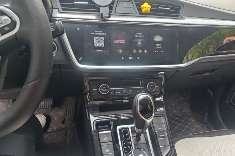 Used Geely Auto Emgrand GL 2020 1.4T CVT Luxury Model Audio And AC Panel