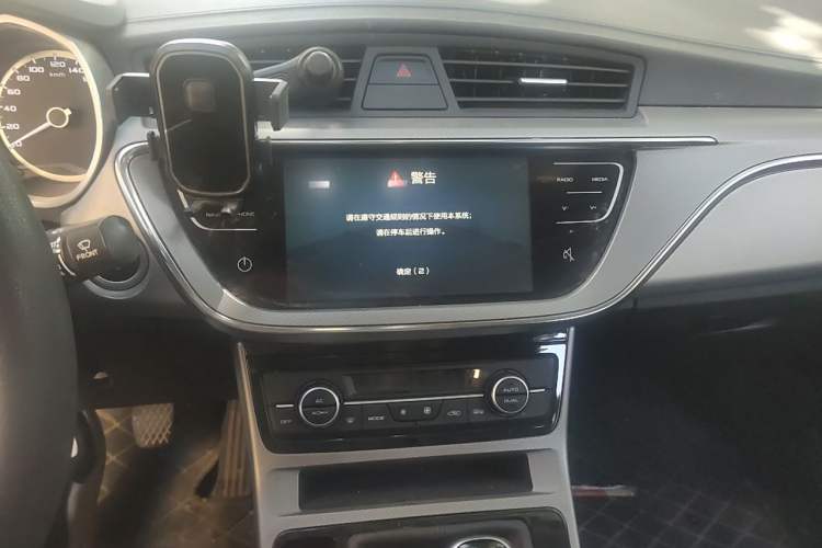 Used Geely Auto Emgrand GL 2020 1.4T Manual Asian Games Edition Audio And AC Panel