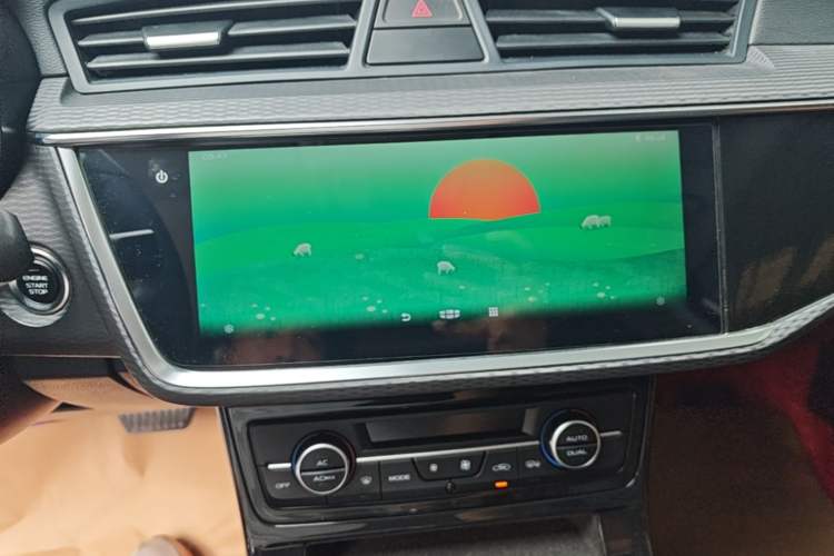 Used Geely Auto Emgrand GL 2020 1.5T DCT Luxury Model Audio And AC Panel