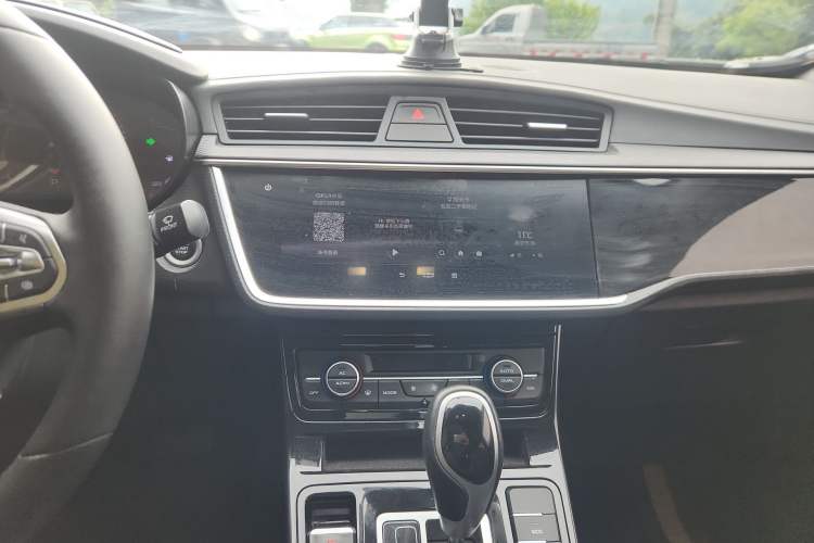 Used Geely Auto Emgrand GL 2020 1.4T CVT Luxury Model Audio And AC Panel