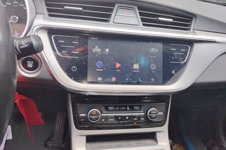 Used Geely Auto Emgrand GL 2020 1.4T Manual Luxury Model Audio And AC Panel
