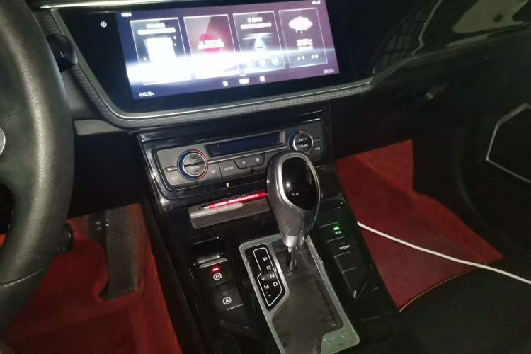 Used Geely Auto Emgrand GL 2020 1.4T CVT Luxury Model Audio And AC Panel