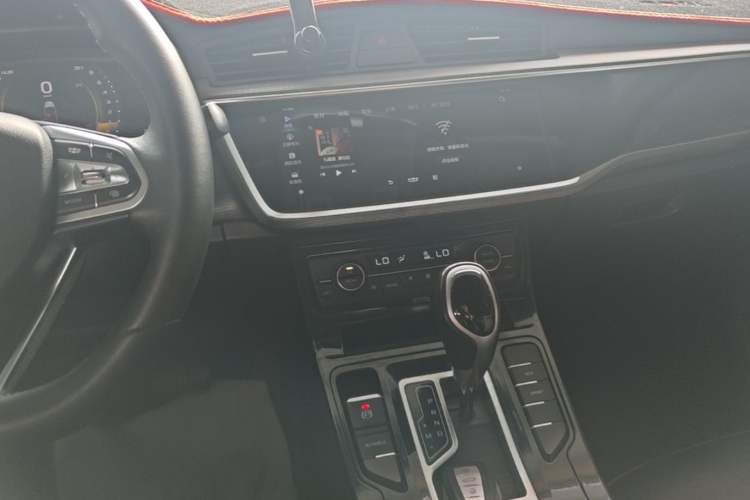 Used Geely Auto Emgrand GL 2020 1.4T CVT Luxury Model Audio And AC Panel
