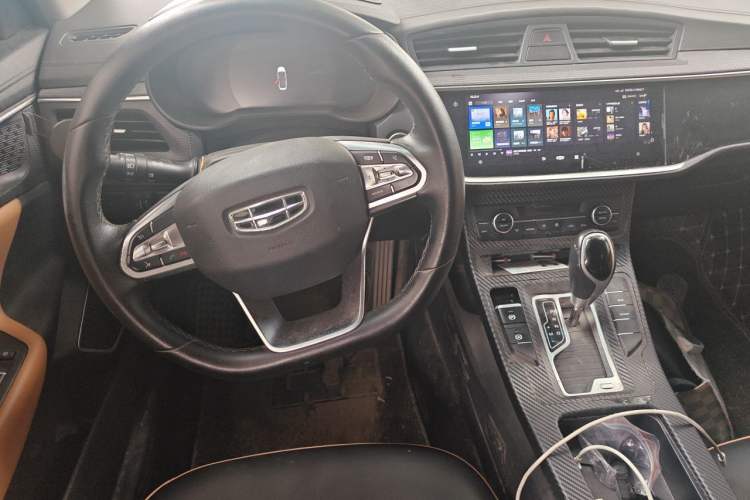 Used Geely Auto Emgrand GL 2020 1.4T CVT Luxury Model Center Console