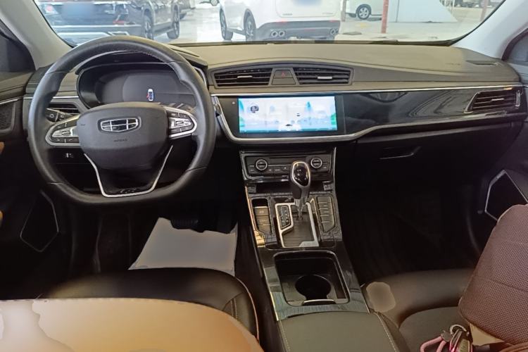 Used Geely Auto Emgrand GL 2020 1.4T CVT Luxury Model Center Console