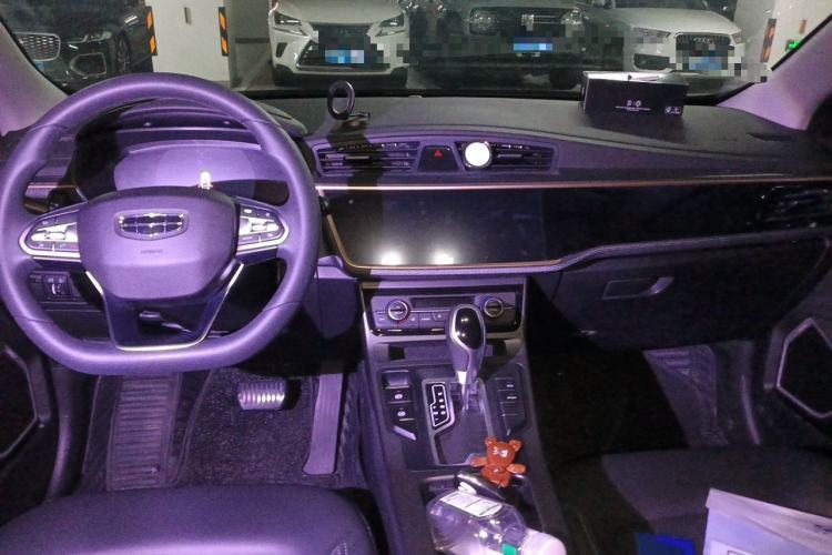 Used Geely Auto Emgrand GL 2020 1.4T CVT Luxury Model Center Console