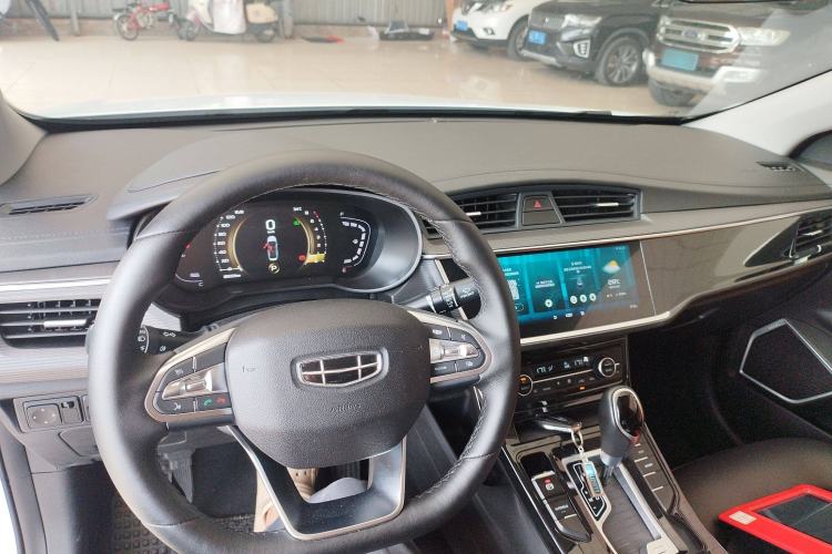 Used Geely Auto Emgrand GL 2020 1.4T CVT Luxury Model Center Console