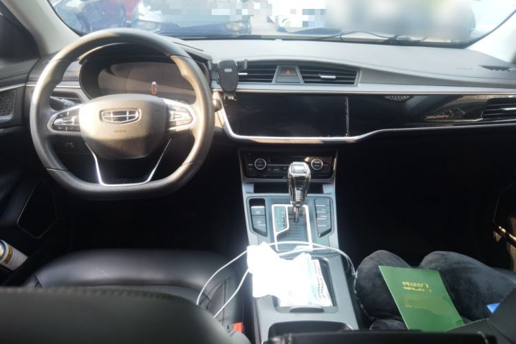 Used Geely Auto Emgrand GL 2020 1.4T CVT Luxury Model Center Console