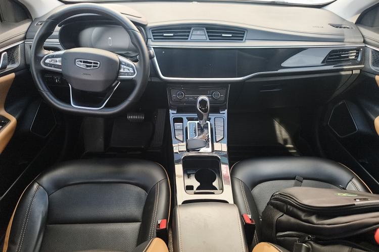 Used Geely Auto Emgrand GL 2020 1.4T CVT Luxury Model Center Console