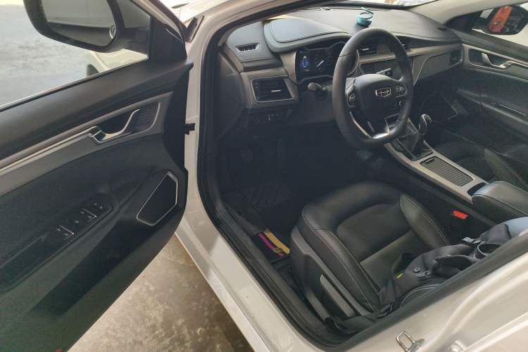 Used Geely Auto Emgrand GL 2020 1.4T Manual Luxury Model Driver Seat