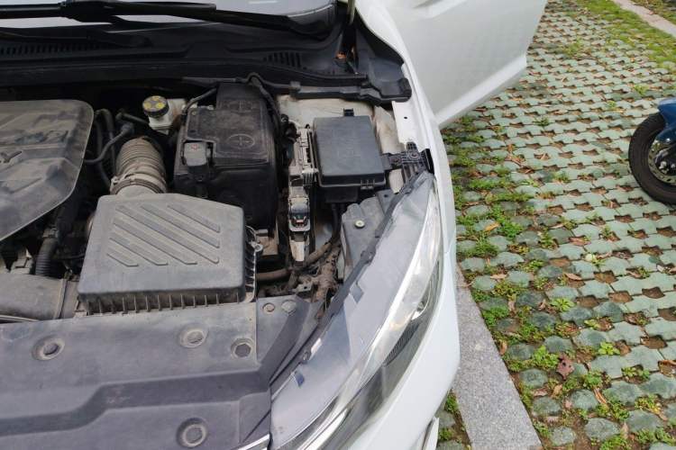 Used Geely Auto Emgrand GL 2020 1.4T CVT Luxury Model Engine Bay Left