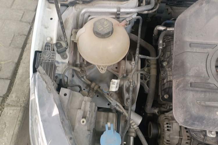 Used Geely Auto Emgrand GL 2020 1.4T CVT Luxury Model Engine Bay Right