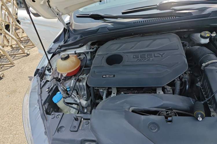 Used Geely Auto Emgrand GL 2020 1.4T CVT Luxury Model Engine Bay Right