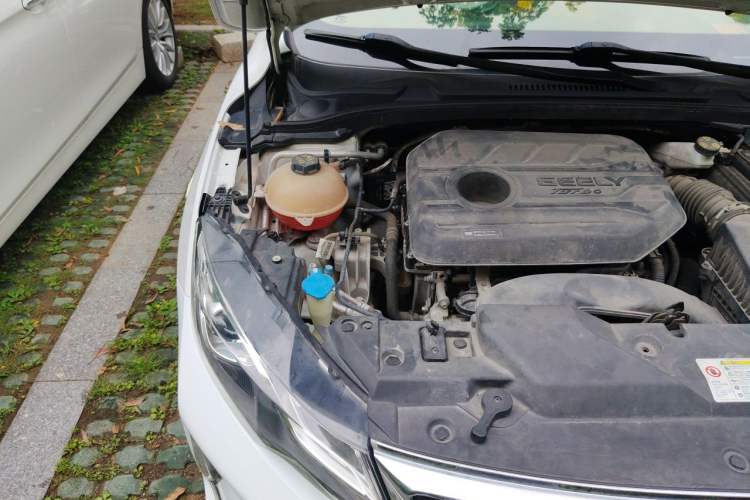 Used Geely Auto Emgrand GL 2020 1.4T CVT Luxury Model Engine Bay Right