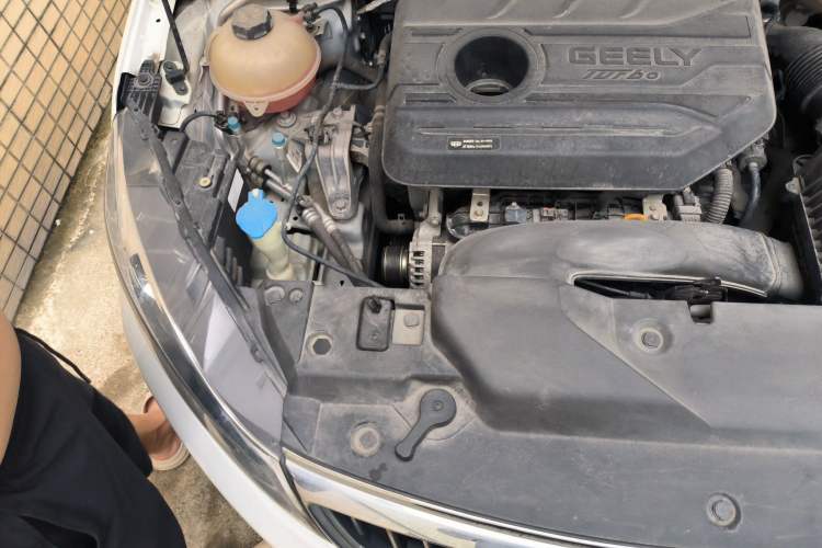 Used Geely Auto Emgrand GL 2020 1.4T CVT Luxury Model Engine Bay Right