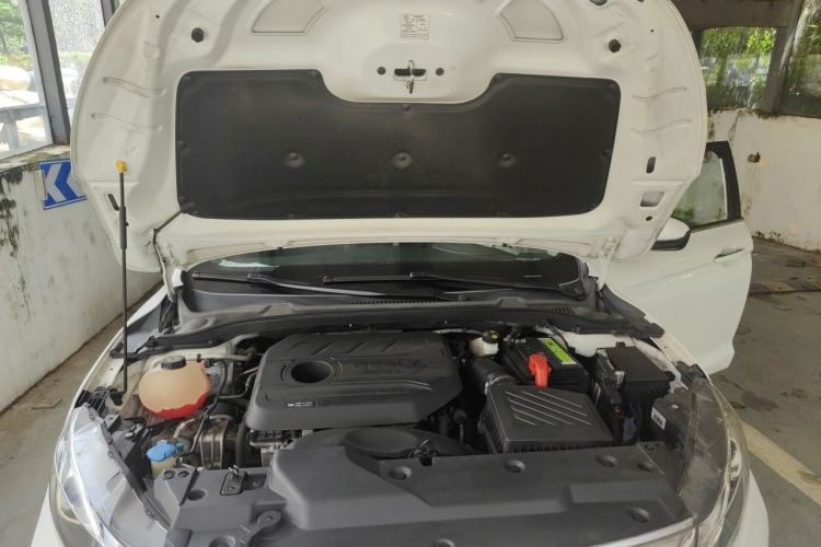 Used Geely Auto Emgrand GL 2020 1.4T CVT Luxury Model Engine Bay
