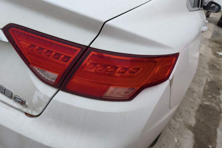 Used Geely Auto Emgrand GL 2020 1.4T CVT Luxury Edition Exterior 3