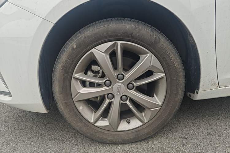Used Geely Auto Emgrand GL 2020 1.4T CVT Luxury Model Exterior 4