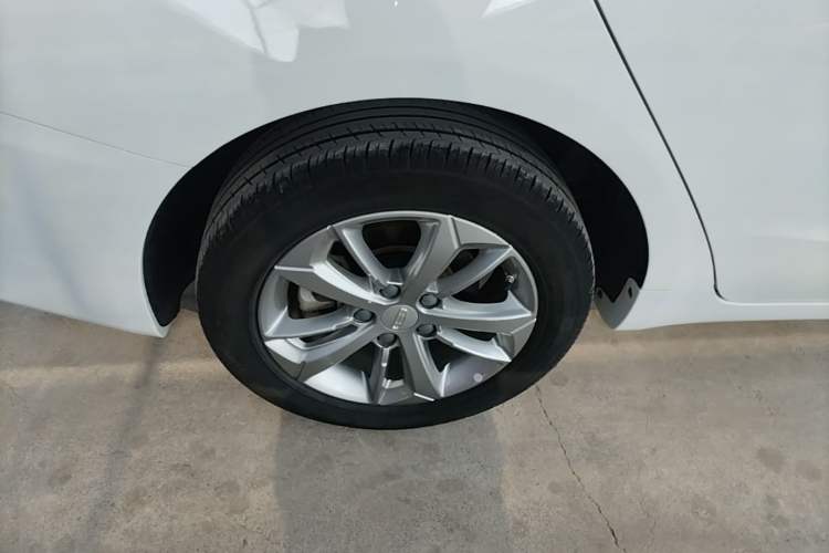 Used Geely Auto Emgrand GL 2020 1.4T CVT Luxury Model Exterior 5