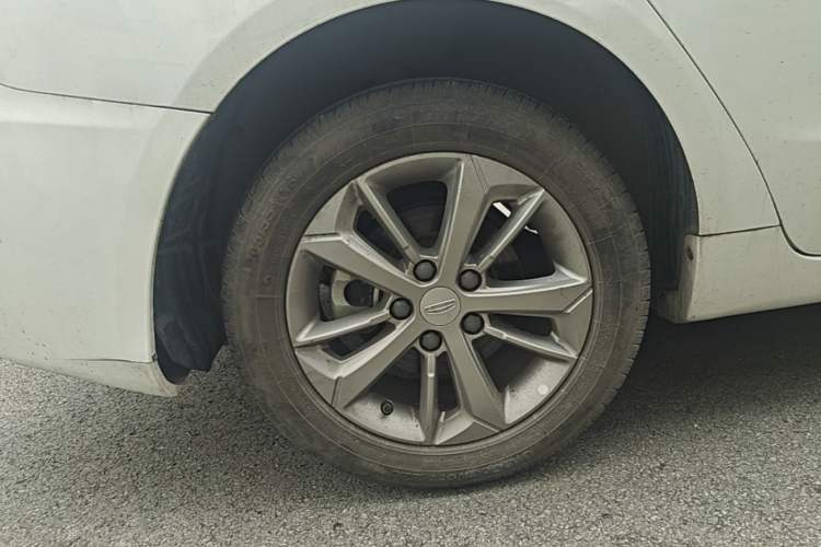 Used Geely Auto Emgrand GL 2020 1.4T CVT Luxury Model Exterior 5