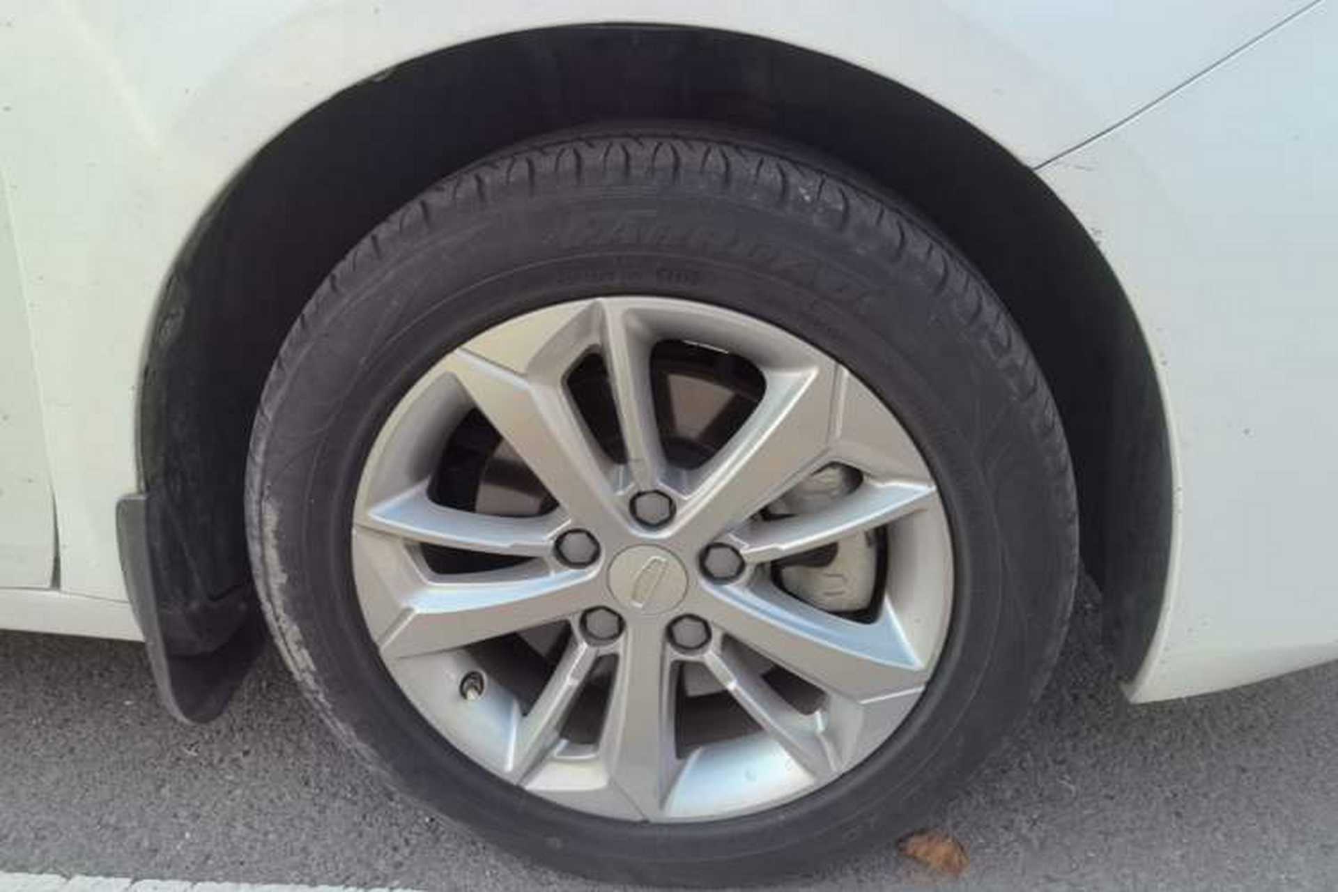 Used Geely Auto Emgrand GL 2020 1.4T CVT Luxury Model Exterior 5