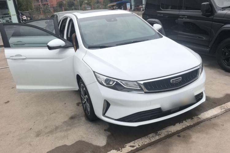 Used Geely Auto Emgrand GL 2020 1.5T DCT Luxury Model Front Right 45 Deg