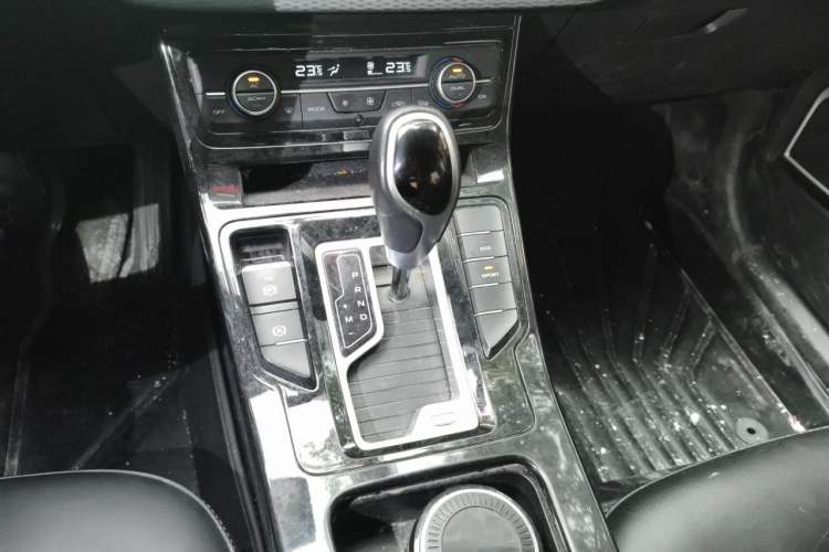 Used Geely Auto Emgrand GL 2020 1.4T CVT Luxury Model Gear Lever