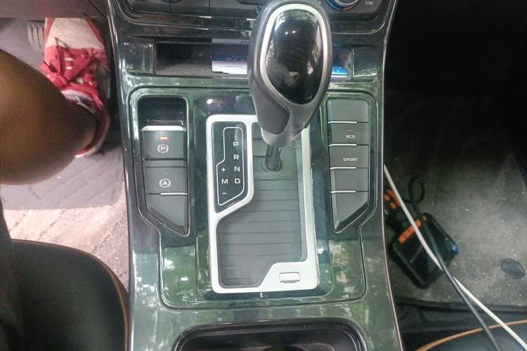 Used Geely Auto Emgrand GL 2020 1.4T CVT Luxury Model Gear Lever