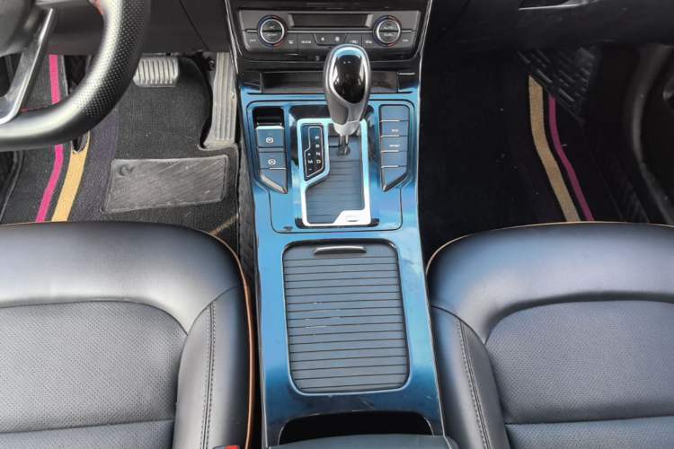 Used Geely Auto Emgrand GL 2020 1.4T CVT Luxury Model Gear Lever