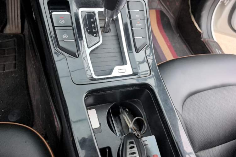 Used Geely Auto Emgrand GL 2020 1.4T CVT Luxury Model Gear Lever