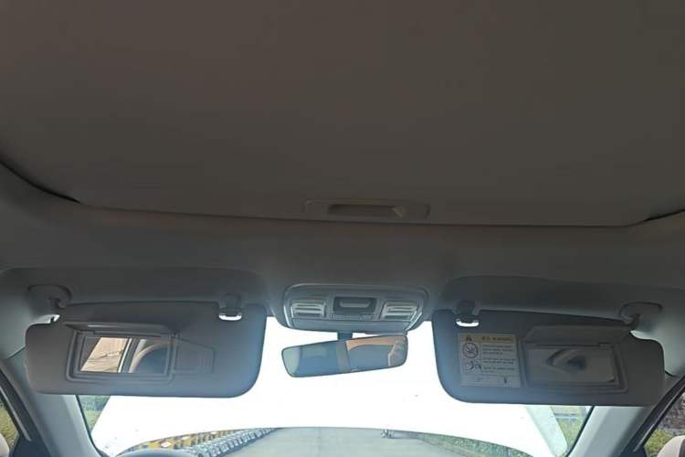Used Geely Auto Emgrand GL 2020 1.4T CVT Luxury Model Headliner
