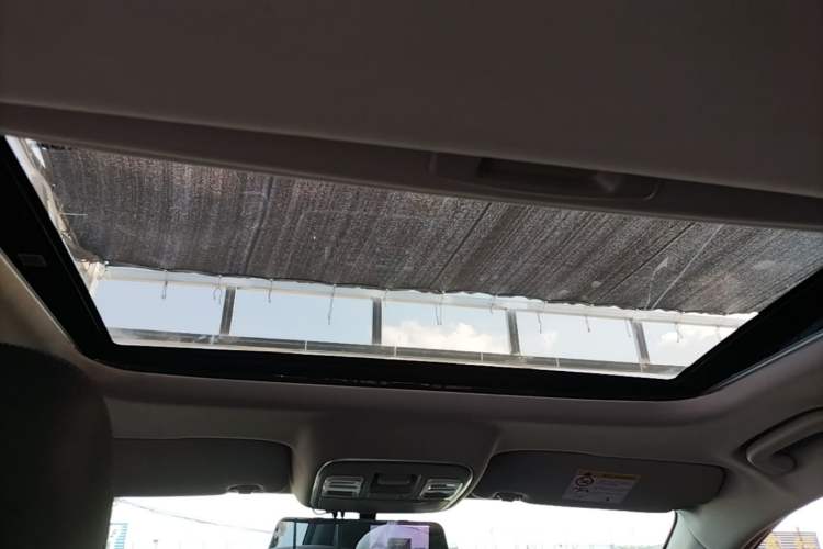 Used Geely Auto Emgrand GL 2020 1.4T CVT Luxury Model Headliner