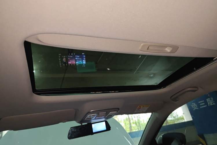 Used Geely Auto Emgrand GL 2020 1.4T CVT Luxury Model Headliner