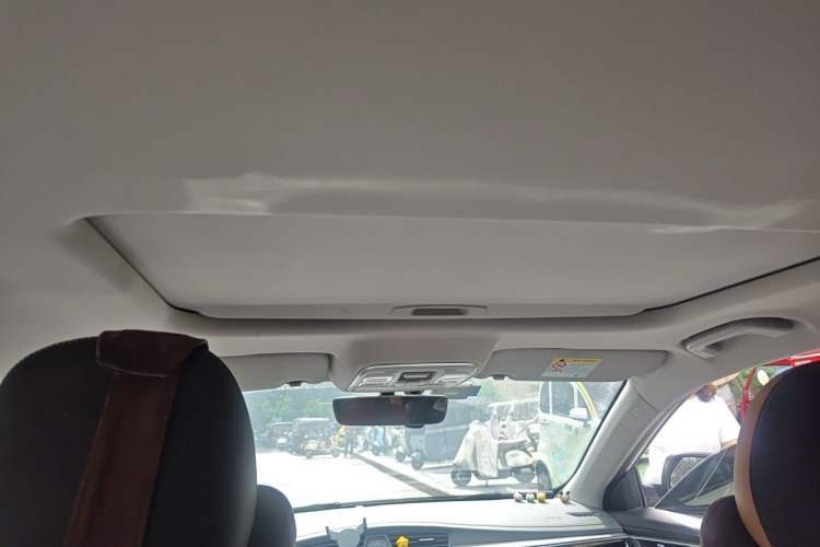 Used Geely Auto Emgrand GL 2020 1.4T CVT Luxury Model Headliner