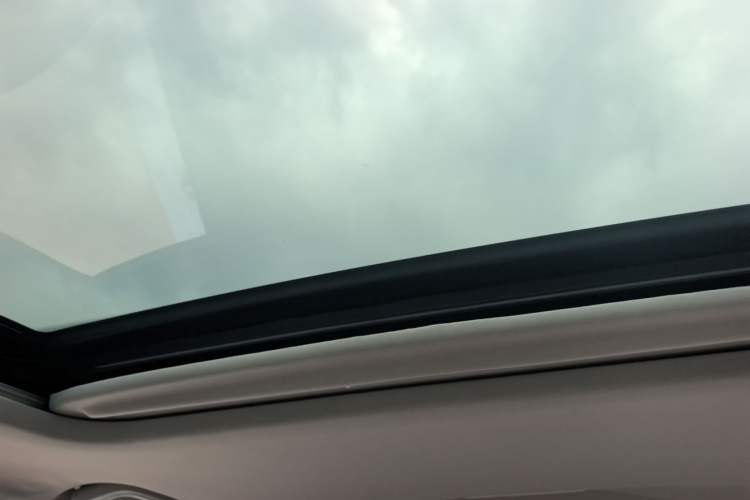 Used Geely Auto Emgrand GL 2020 1.5T DCT Luxury Model Headliner