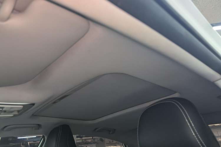Used Geely Auto Emgrand GL 2020 1.4T CVT Luxury Model Headliner