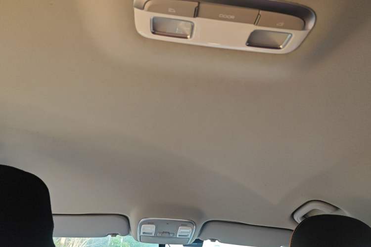 Used Geely Auto Emgrand GL 2020 1.4T CVT Asian Games Edition Headliner