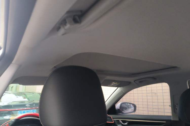 Used Geely Auto Emgrand GL 2020 1.4T CVT Luxury Model Headliner