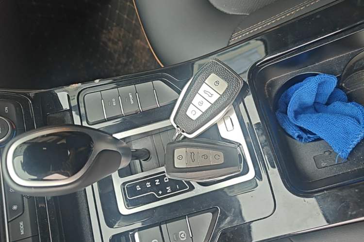 Used Geely Auto Emgrand GL 2020 1.4T CVT Luxury Model Interior 1