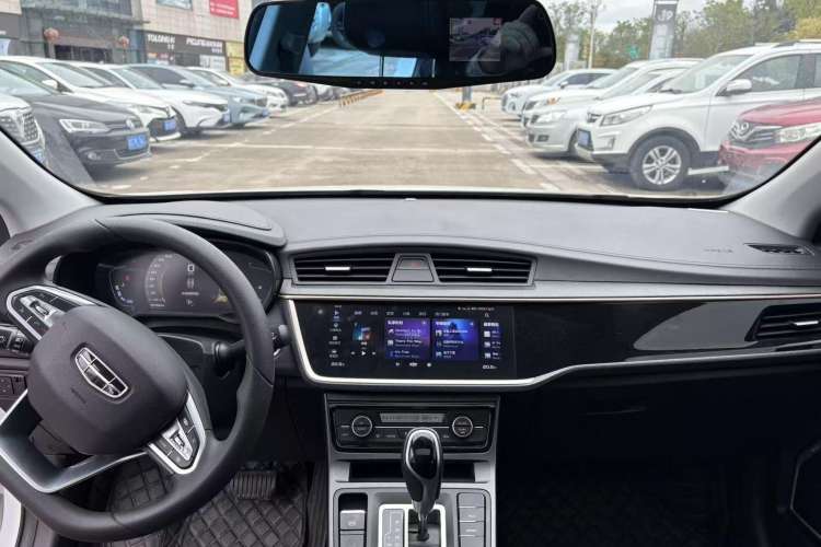 Used Geely Auto Emgrand GL 2020 1.4T CVT Luxury Model Interior 1