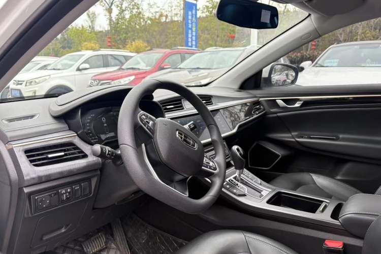 Used Geely Auto Emgrand GL 2020 1.4T CVT Luxury Model Interior 2