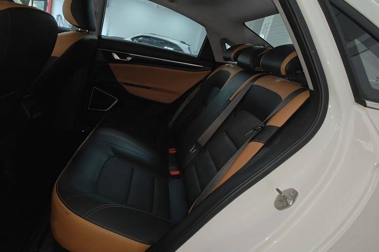 Used Geely Auto Emgrand GL 2020 1.4T CVT Luxury Model Interior 3