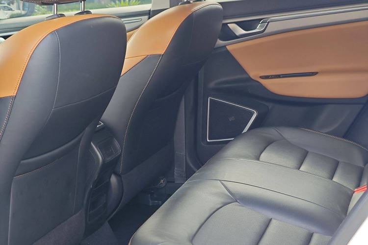 Used Geely Auto Emgrand GL 2020 1.4T Manual Asian Games Edition Interior 3